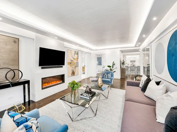 860 Fifth Avenue 4M image 2 of 12