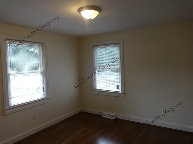 11 Berea Dr — Photo 5