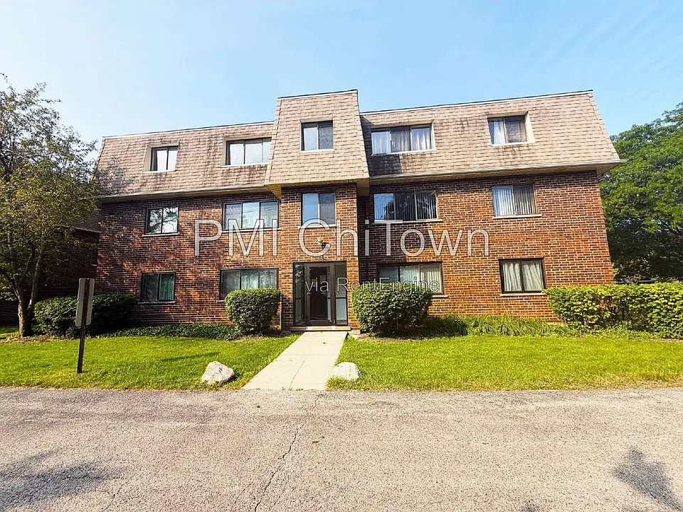 1472 Carol Ct #2A