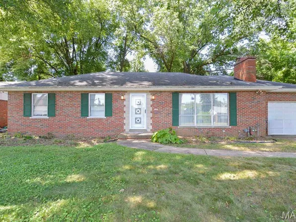 6100 W Washington St, Belleville, IL 62223