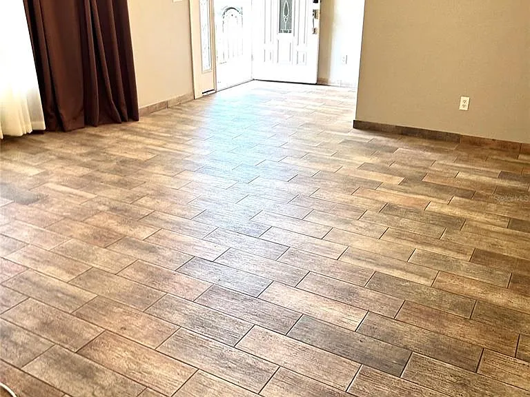 2152 Greenbriar Blvd — Photo 14