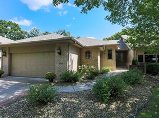 8916 Hunters Way, Apple Valley, MN 55124