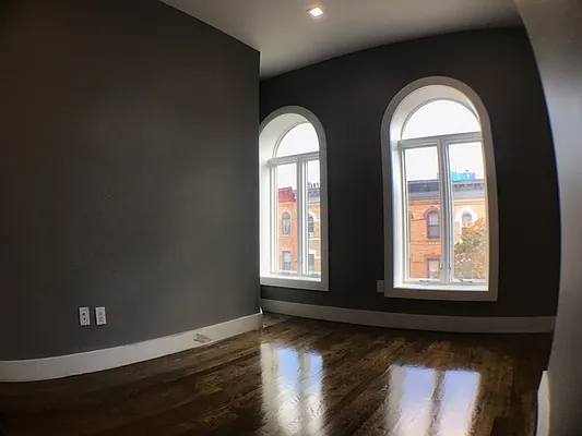 Rented by DeerGrow Developments | media 6