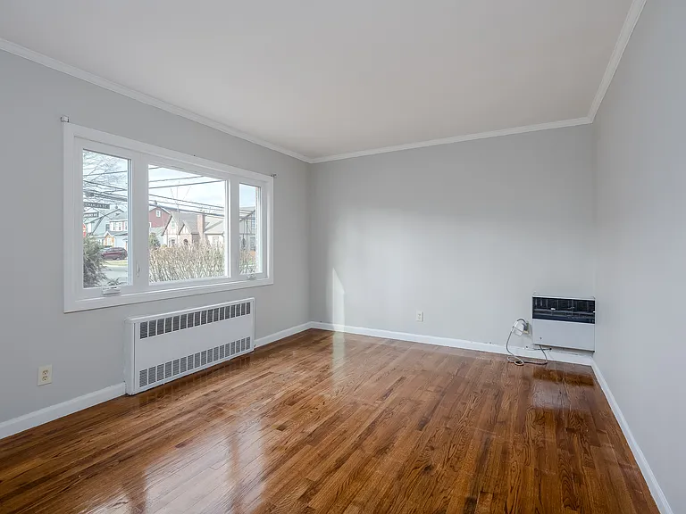 152 Charles St #1 — Photo 2