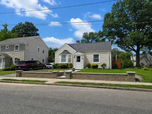 434 Eldridge St, Fall River, MA 02720