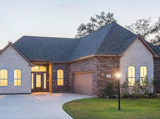 43 Ruskin Dr W, Montgomery, TX 77356