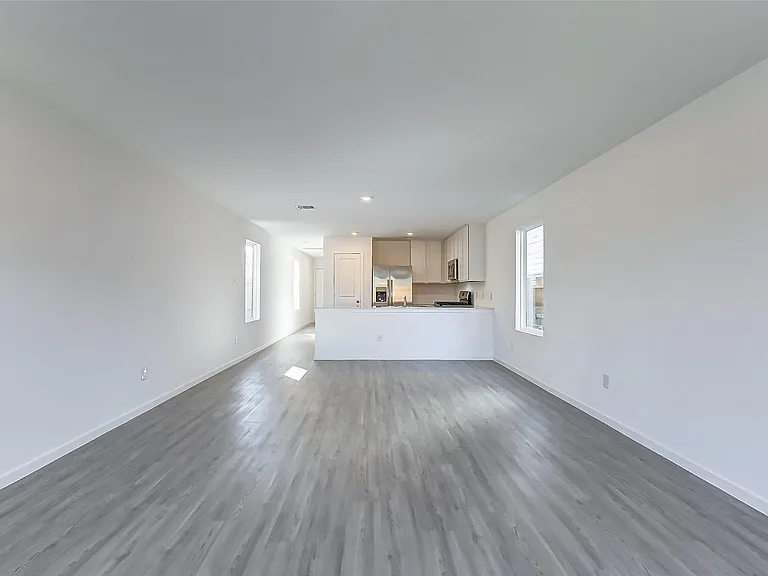 21438 Carosella Dr — Photo 15