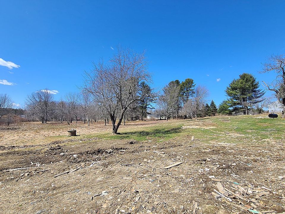 2nd image of 102 Arundel Rd