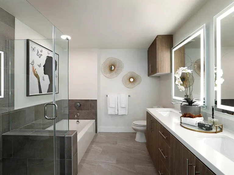 Lustrous & Clean