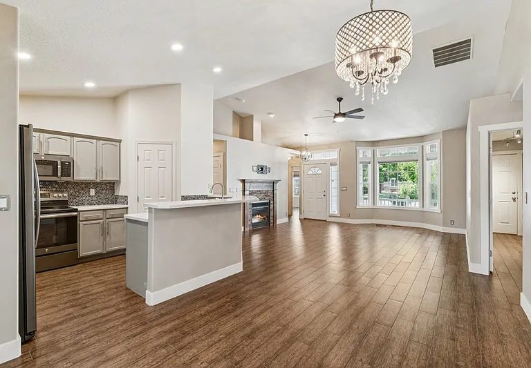 8284 W Galactic Ct — Photo 10