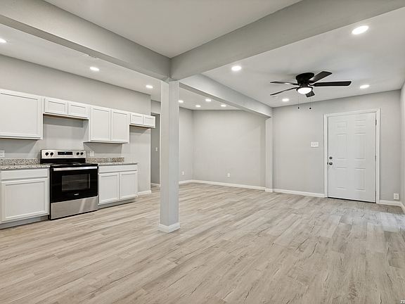 4th image of 7518 SLEEPY VALLEY DR