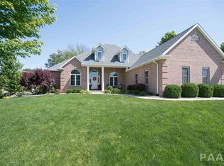 903 Mulberry Ct, Metamora, IL 61548