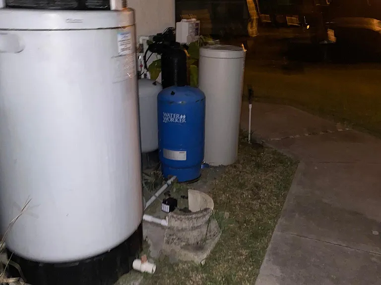 1722 Roosevelt Ave — Photo 8