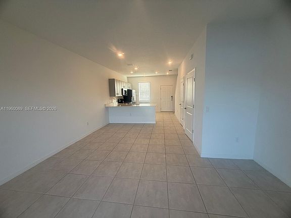 5th image of 2025 Viewfinder St #2025