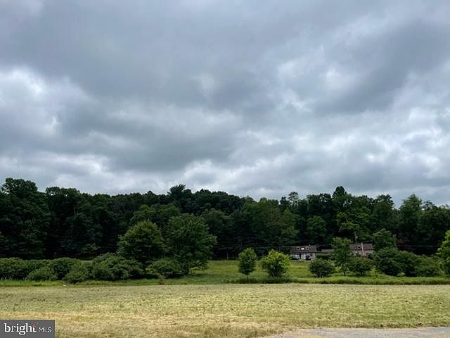 1st image of 2216 Furnace Hill Pike