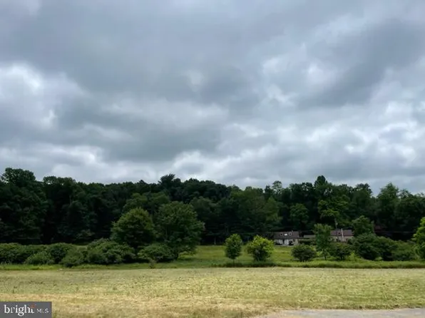 2216 Furnace Hill Pike, Newmanstown, PA 17073