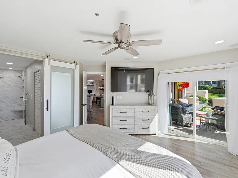 18591 Vineyard Point Ln — Photo 22