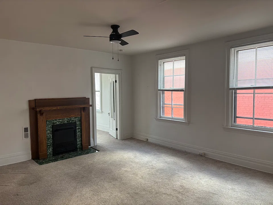 352 Berry Ave #2