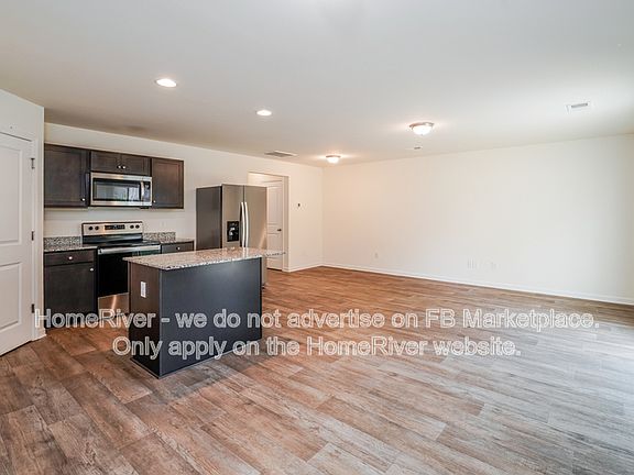 3rd image of 240 Wahoo Cir