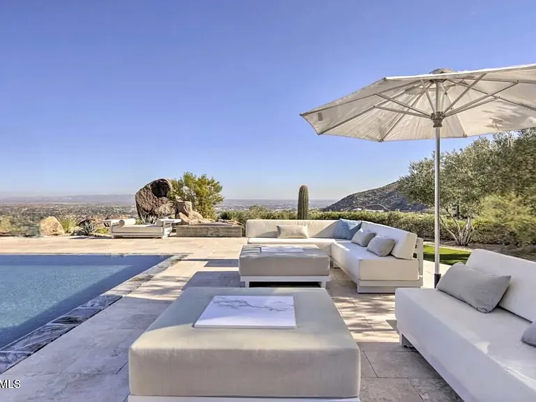 6010 E Cholla Ln — Photo 24