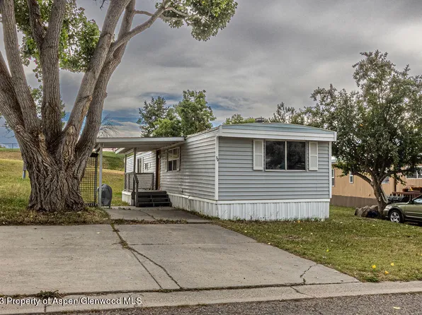 825 E 7th St Trailer 30, Craig, CO 81625