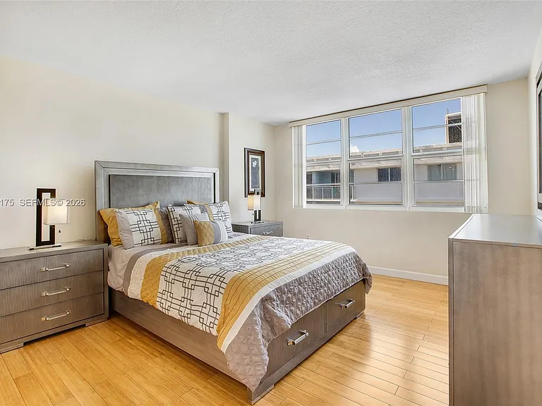 6917 Collins Ave #1608 — Photo 16