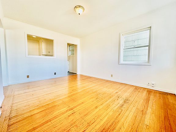 2nd image of 1381 45th Ave