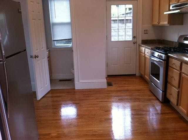 2nd image of 68 Fairview Ave