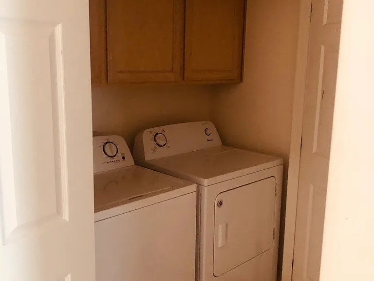 2513 Shasta Ave — Photo 5