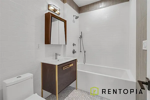 Rented by Rentopia | media 42