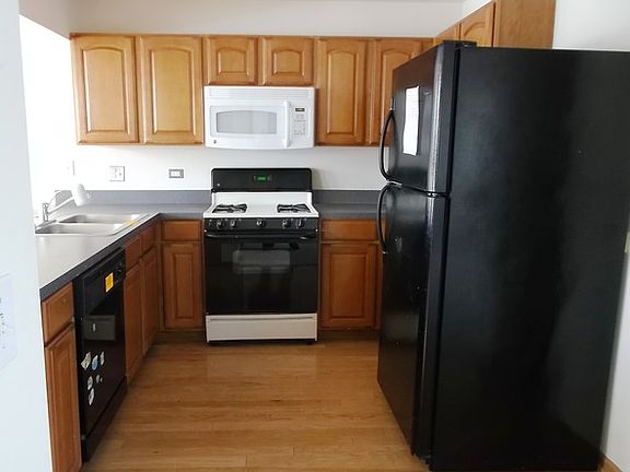 2nd image of 941 Four Seasons Blvd