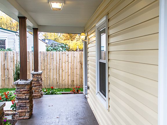 4th image of 11608 Frank Ave