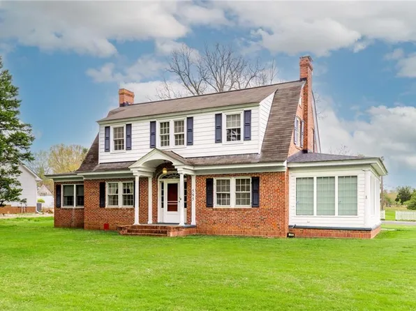 595 General Puller Hwy, Saluda, VA 23149