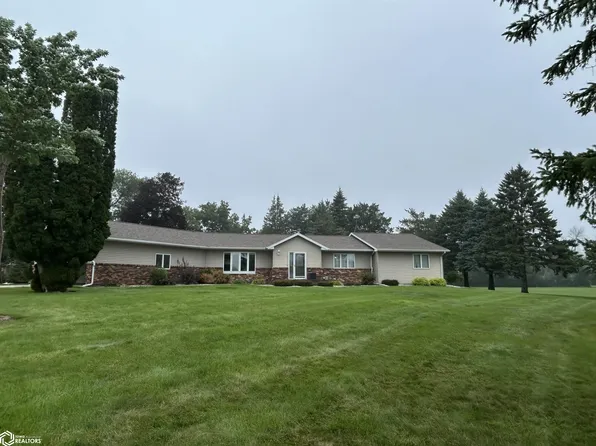 5162 240th St, Clear Lake, IA 50428