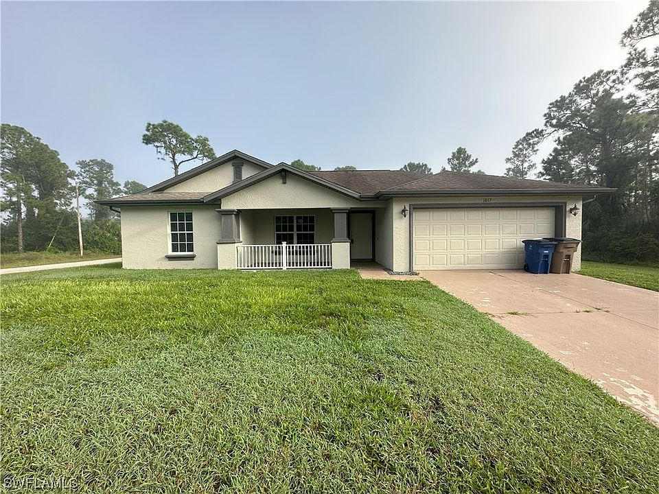 1st image of 1017 Alcalde St E