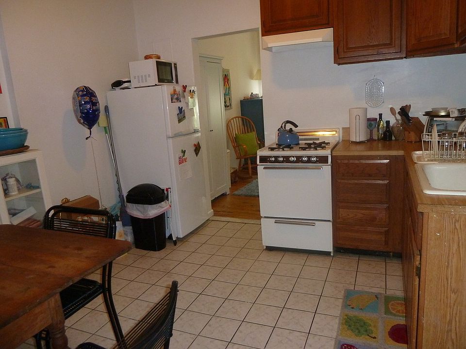 2nd image of 232 E 81st St APT 5A