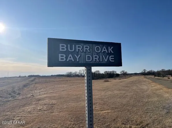 123 30th St NE, Pekin, ND 58361