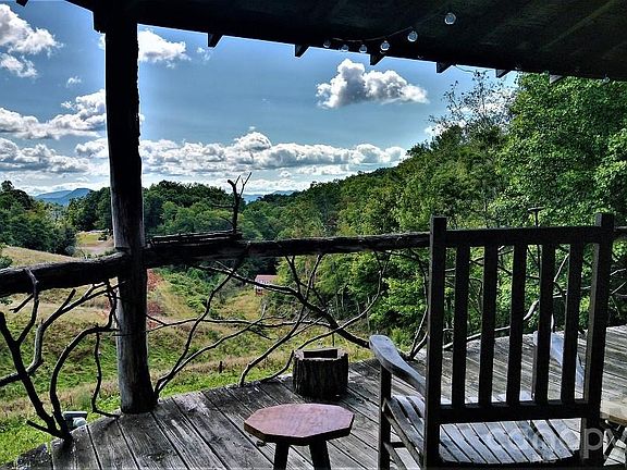 2nd image of 745 Broom Rd