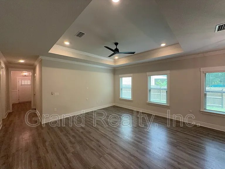 10035 Tuscan Ct — Photo 5