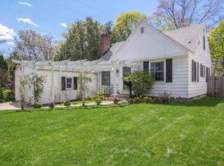 1781 Warwick Rd SE, East Grand Rapids, MI 49506