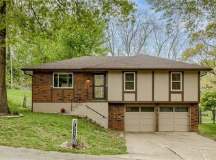 212 N Holder Rd, Independence, MO 64050