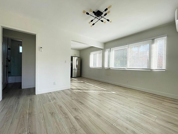 4th image of 619 N La Fayette Park Pl APT 3