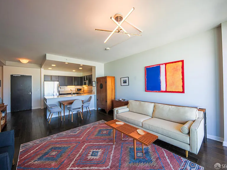 1160 Mission St #2102 — Photo 4