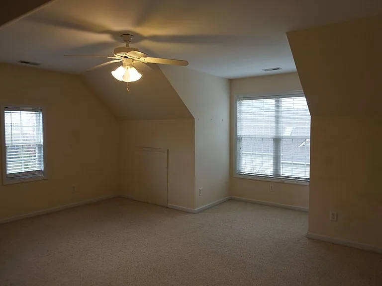 125 Creeks Edge Dr — Photo 33