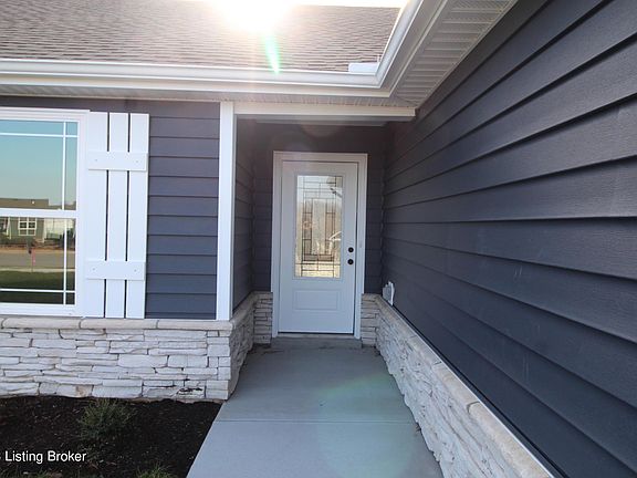 5th image of 6210 Larkgrove Dr
