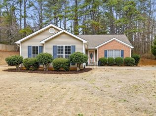 4758 Eagle Watch Dr, Flowery Branch, GA 30542