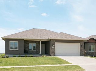 1477 Lake Shore Dr, Iowa City, IA 52246