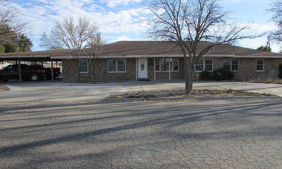 1st image of 947 E Dallas Ave