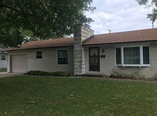 315 W Field Dr, Red Bud, IL 62278