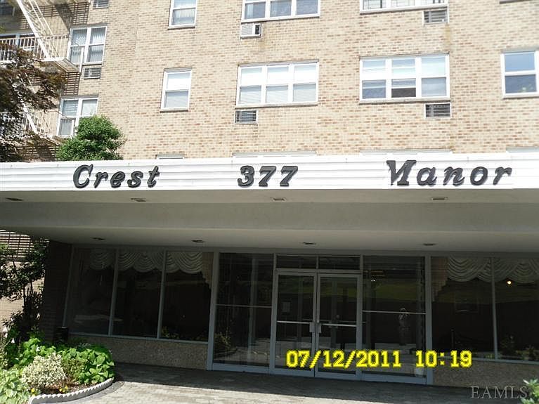 1st image of 377 N Broadway APT 214